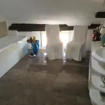 Bed & Breakfast Antica Casa Zucchini 3*
