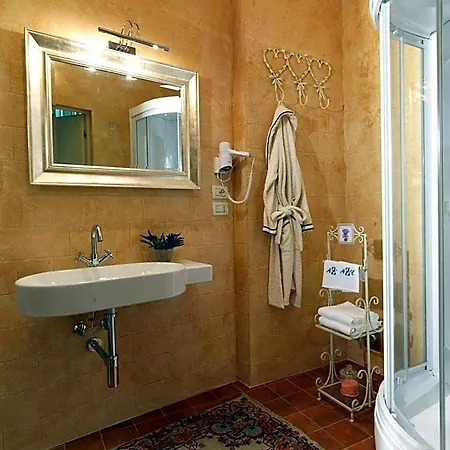 Antica Casa Zucchini 3* Bologna