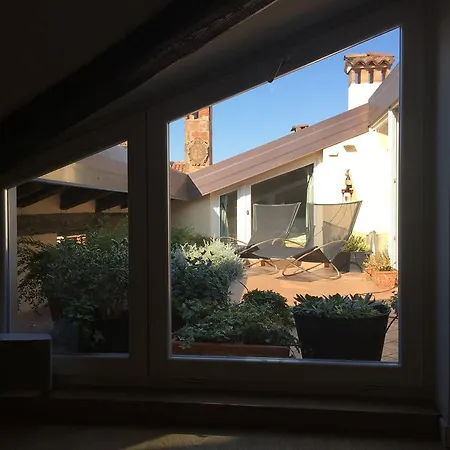 Antica Casa Zucchini Bed and Breakfast 3*