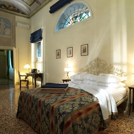 Antica Casa Zucchini Bed and Breakfast Μπολόνια