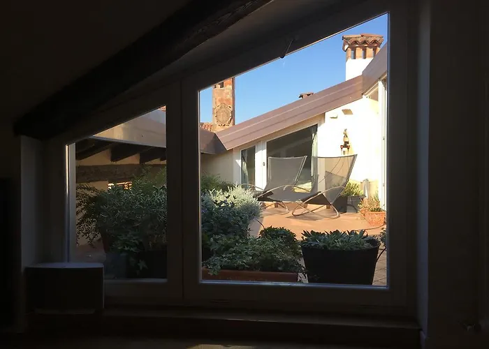 Antica Casa Zucchini 住宿加早餐酒店 3*