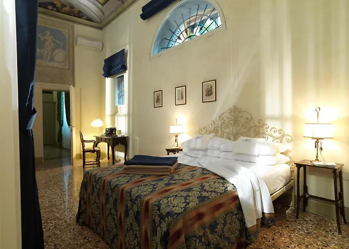 Antica Casa Zucchini Panzió Bologna