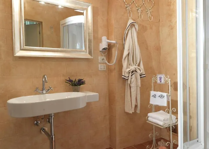 Antica Casa Zucchini B&B 볼로냐